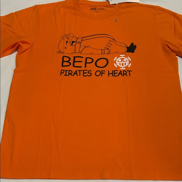 Uniqlo Orange Bepo Pirates of Heart T-Shirt Unisex M NWT - Picture 1 of 8